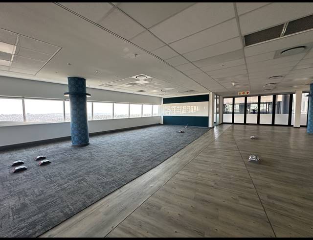 1,368M² OFFICE TO LET IN SANDTON CENTRAL
